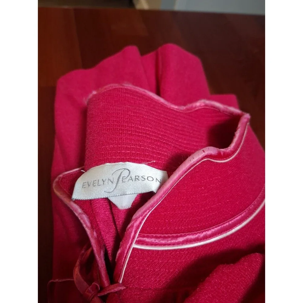 Evelyn Pearson wrap yourself